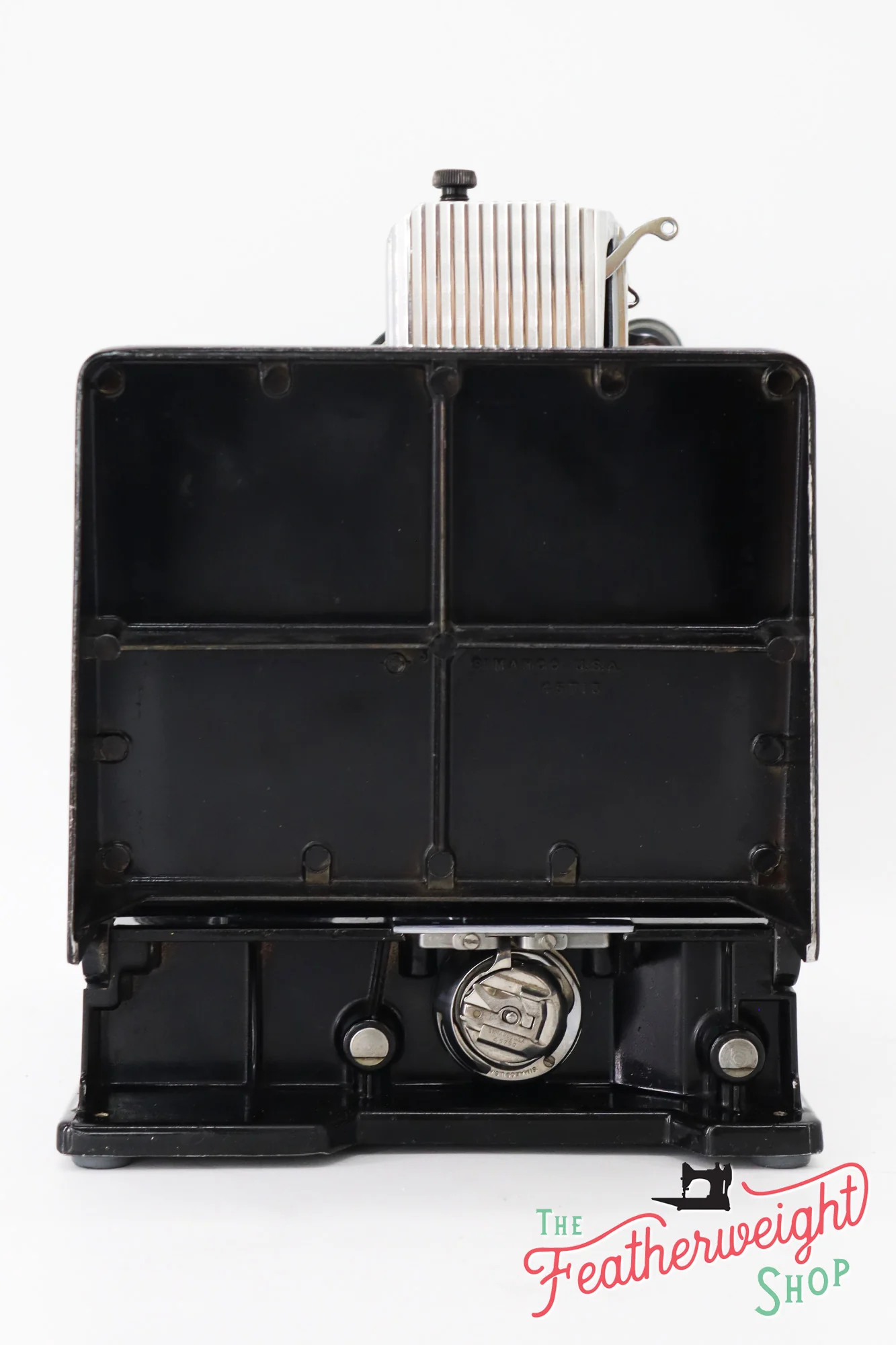 Singer Featherweight 221 Sewing Machine, Centennial: AK58741* - Image 5