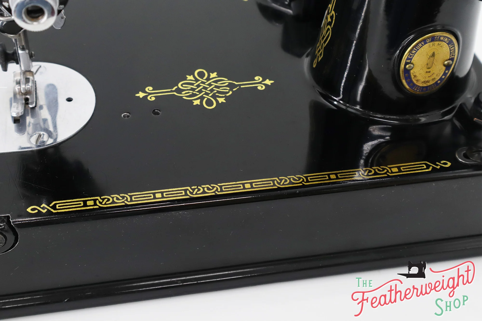 Singer Featherweight 221 Sewing Machine, Centennial: AK58741* - Image 8