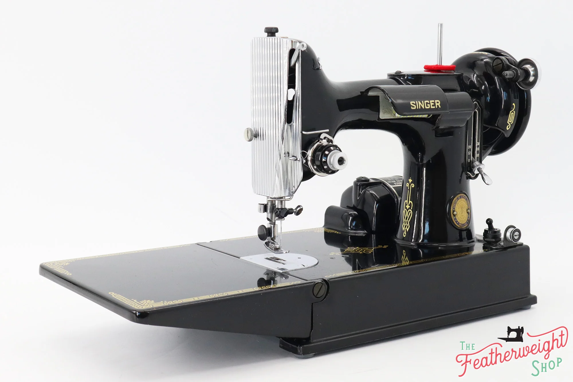 Singer Featherweight 221 Sewing Machine, Centennial: AK592*** - Image 3