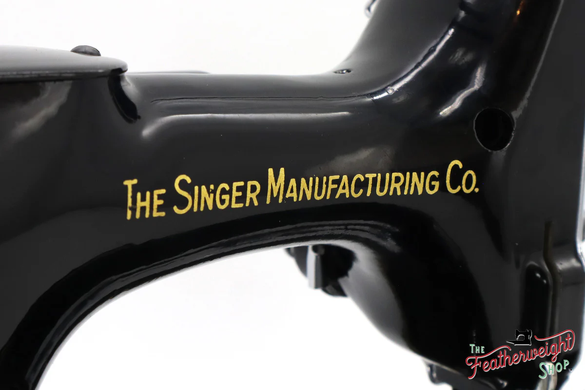 Singer Featherweight 221 Sewing Machine, Centennial: AK606*** - Image 11