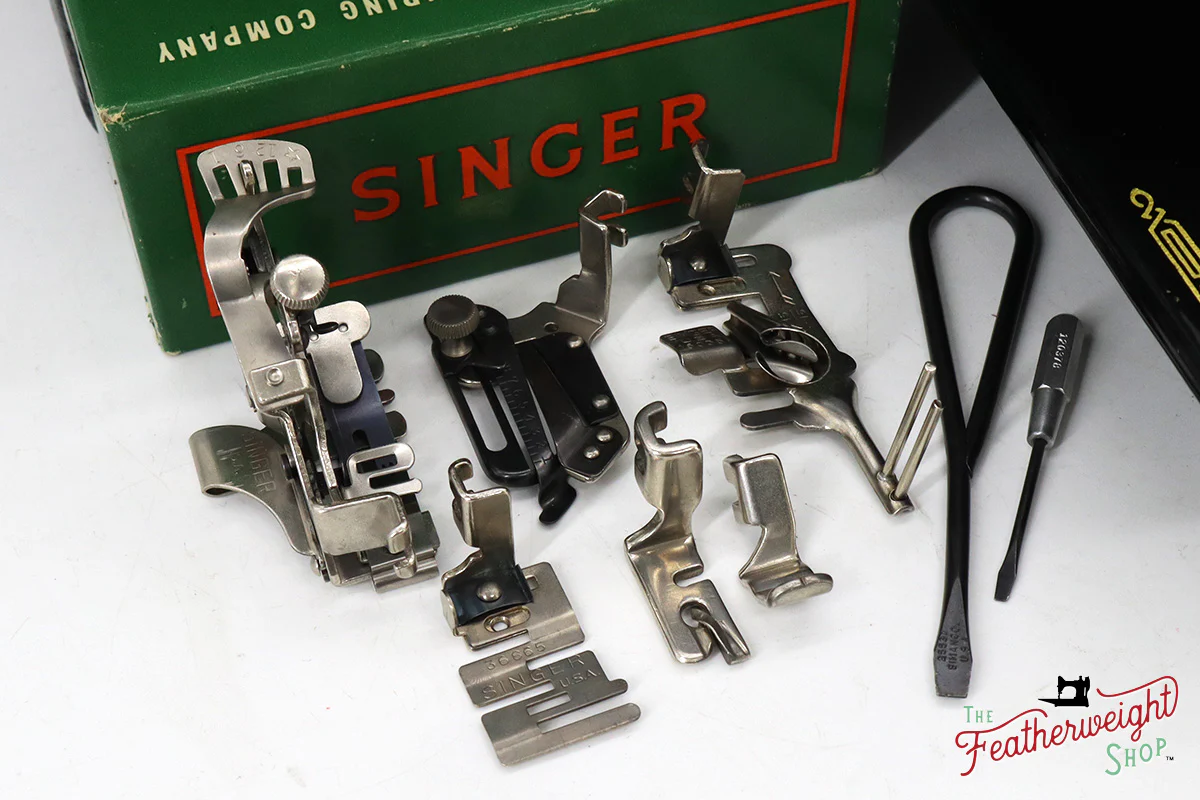 Singer Featherweight 221 Sewing Machine, Centennial: AK606*** - Image 17