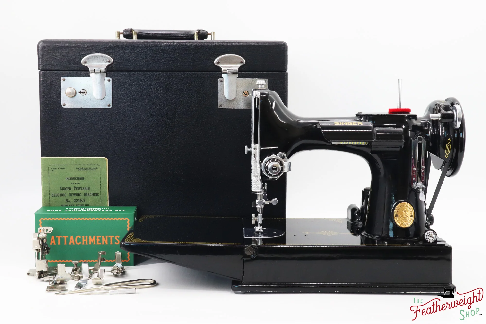 Singer Featherweight 221K Sewing Machine, EE855*** - 1948 - Image 3