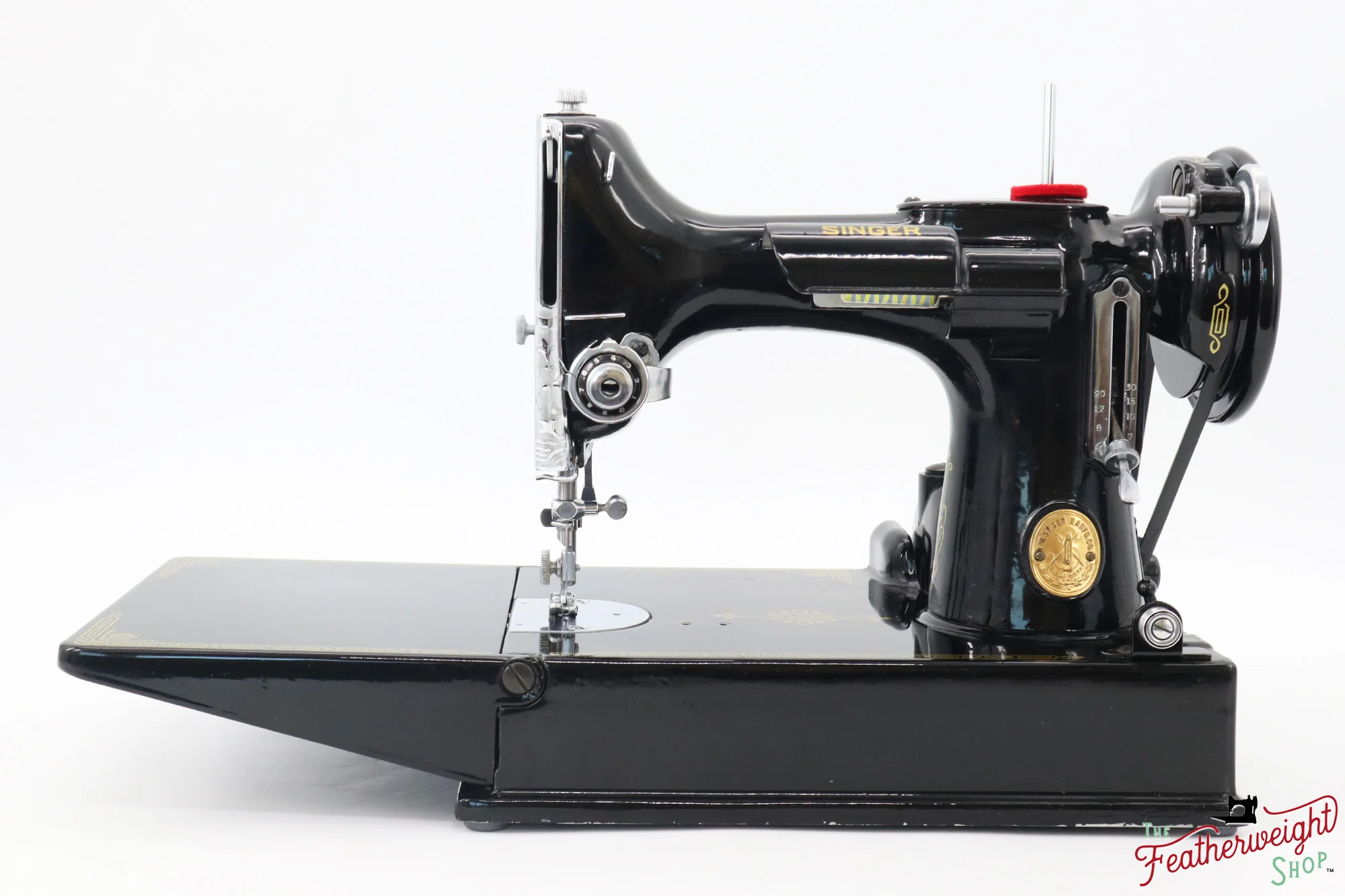 Singer Featherweight 221K Sewing Machine, EE855*** - 1948 - Image 4