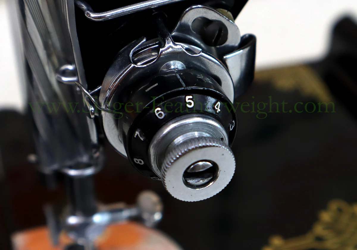 Singer Featherweight Swedish 221K Sewing Machine, EH239*** - Image 18