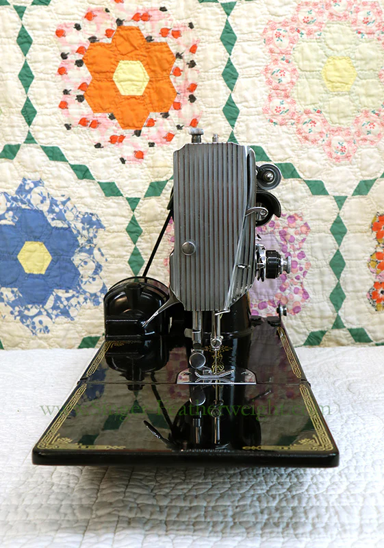 Singer Featherweight Swedish 221K Sewing Machine, EH239*** - Image 4