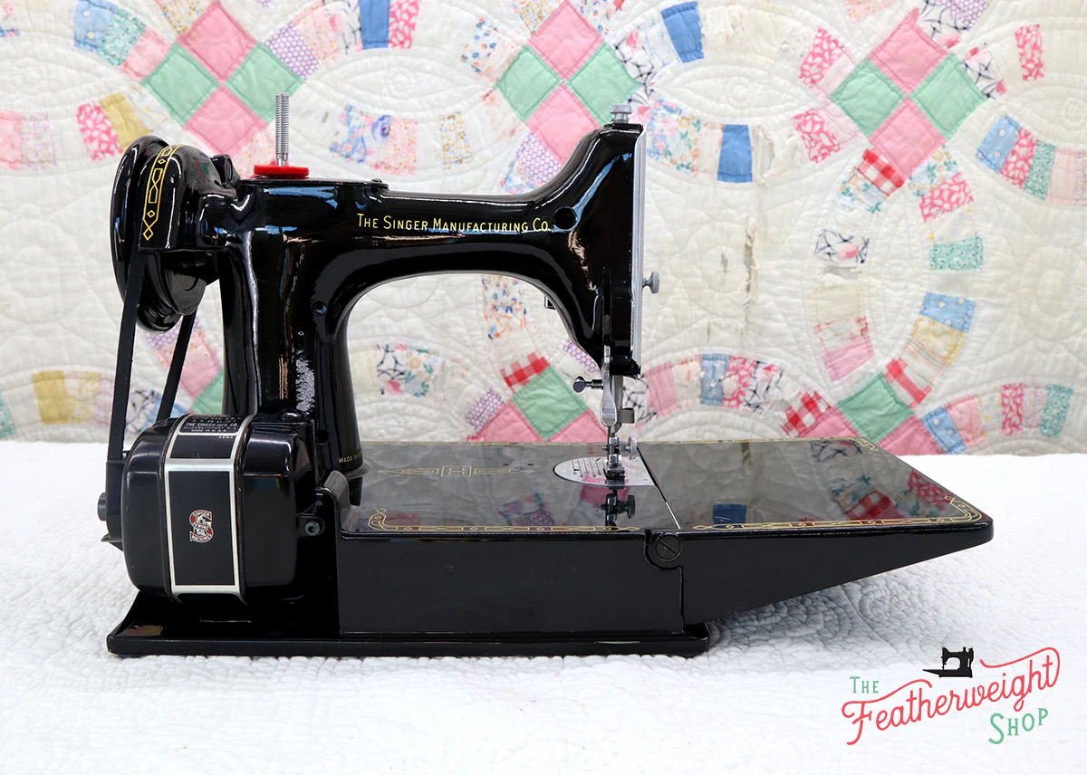 Singer Featherweight 221 Sewing Machine, RED "S" ES242*** - Image 10