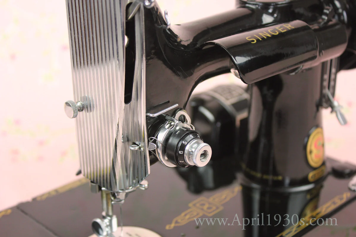 Singer Featherweight 221 Sewing Machine, ES244*** - Image 18