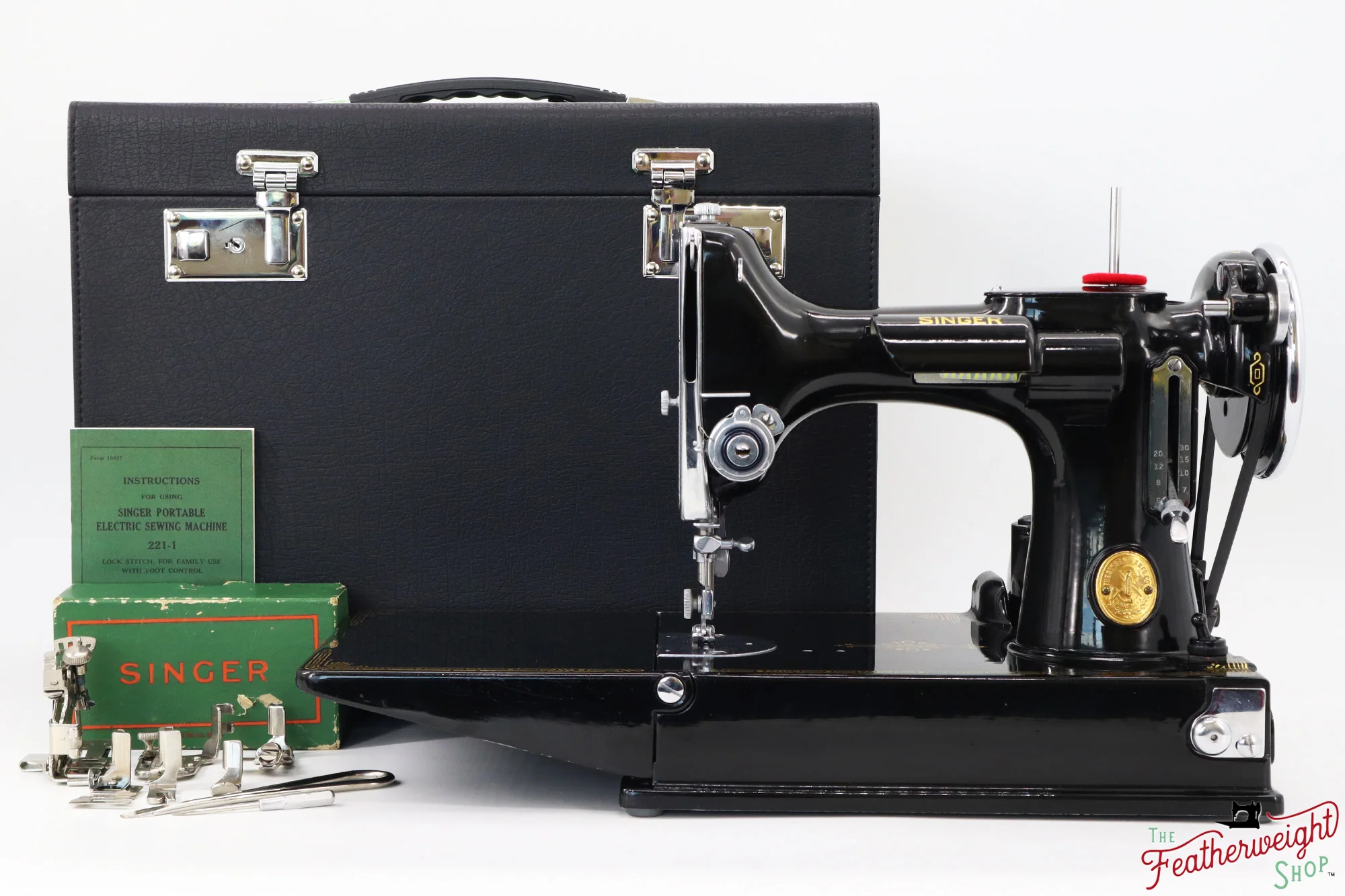 Singer Featherweight 221 Sewing Machine, "First-Run" 1933 AD5460** - Image 2