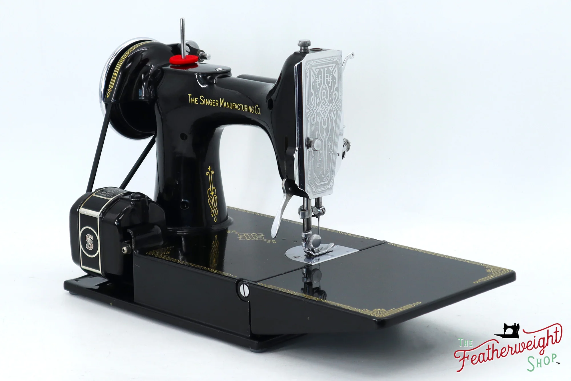 Singer Featherweight 221 Sewing Machine, "First-Run" 1933 AD5472** - Image 5