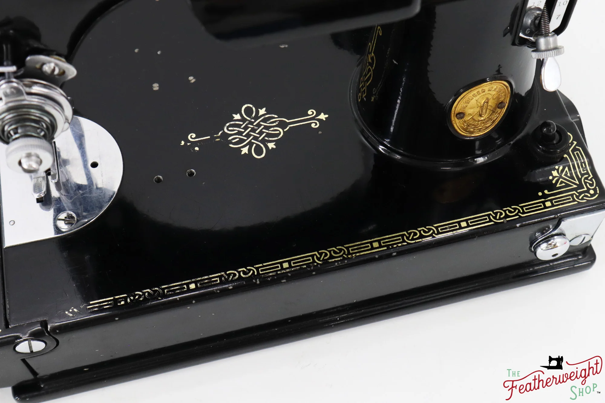 Singer Featherweight 221 Sewing Machine, "First-Run" 1933 AD5505** - Image 7