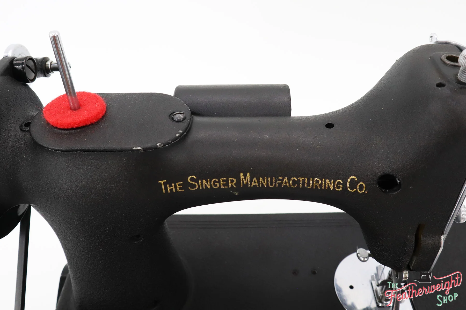 Singer Featherweight 221 Sewing Machine, Rare - WRINKLE AF5892** - Image 11