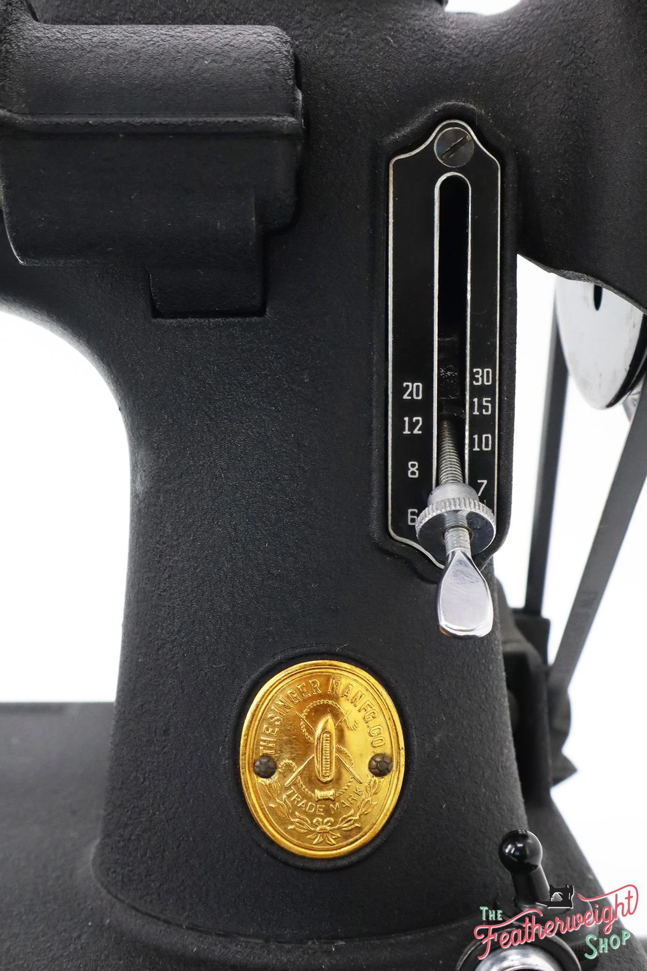 Singer Featherweight 221 Sewing Machine, Rare - WRINKLE AF5893** - Image 14