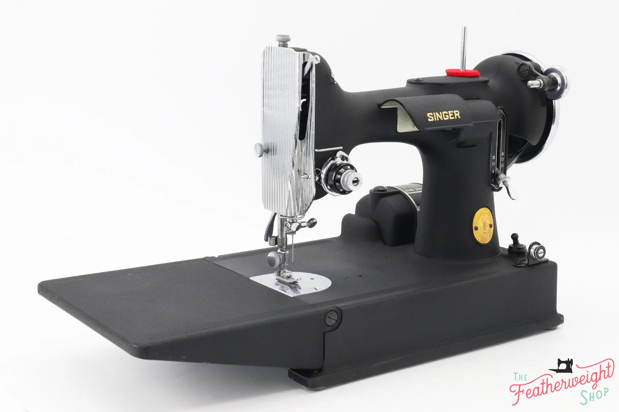 Singer Featherweight 221 Sewing Machine, Rare - WRINKLE AF5893** - Image 3