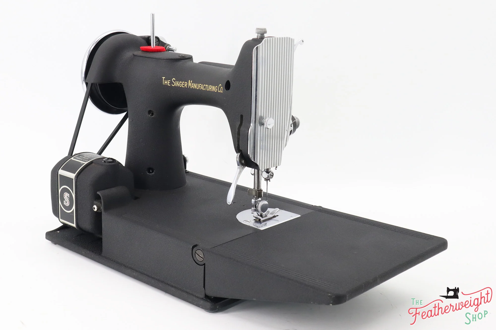 Singer Featherweight 221 Sewing Machine, Rare - WRINKLE AF5893** - Image 5