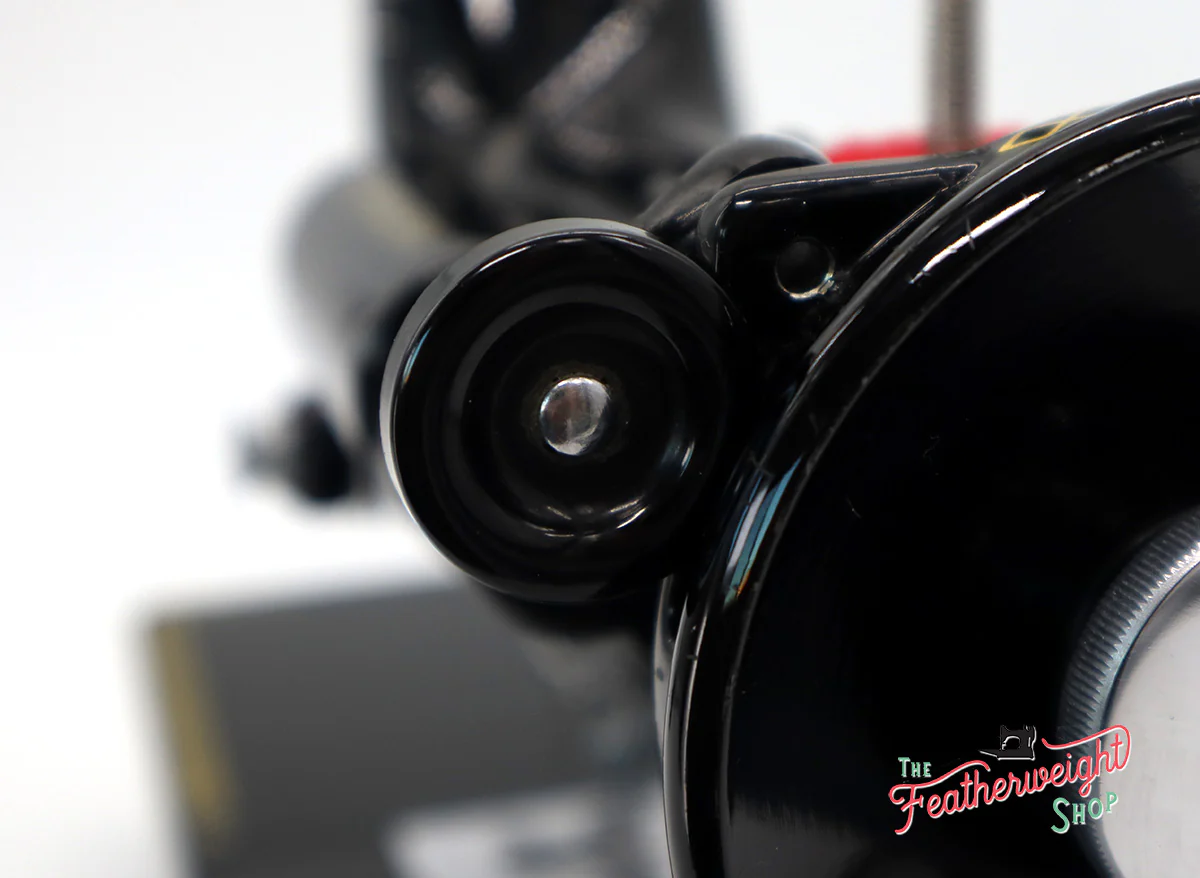 Singer Featherweight 221K Sewing Machine, RED "S" ES249*** - Image 19
