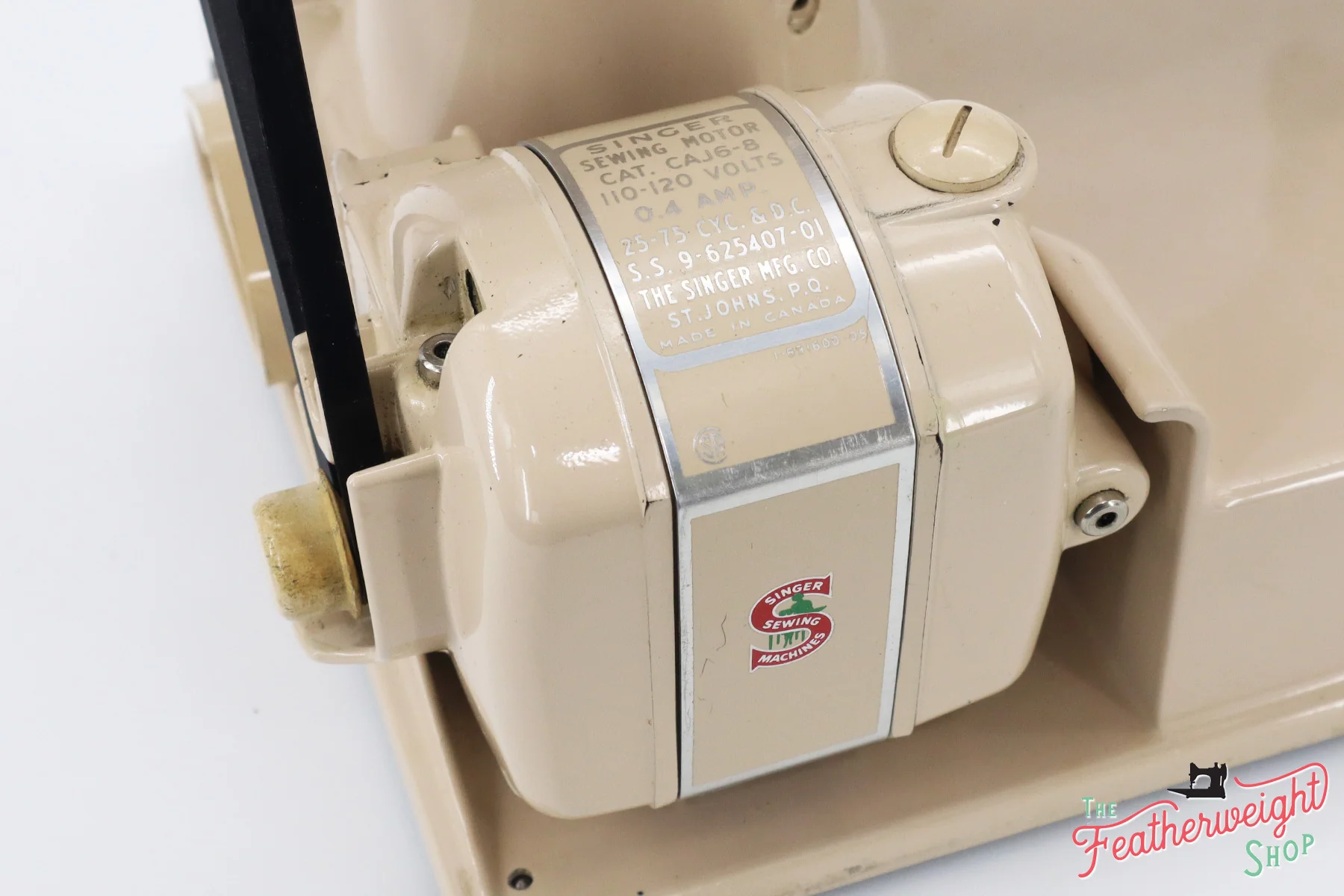 Singer Featherweight 221 Sewing Machine, TAN JE1579** - Image 15
