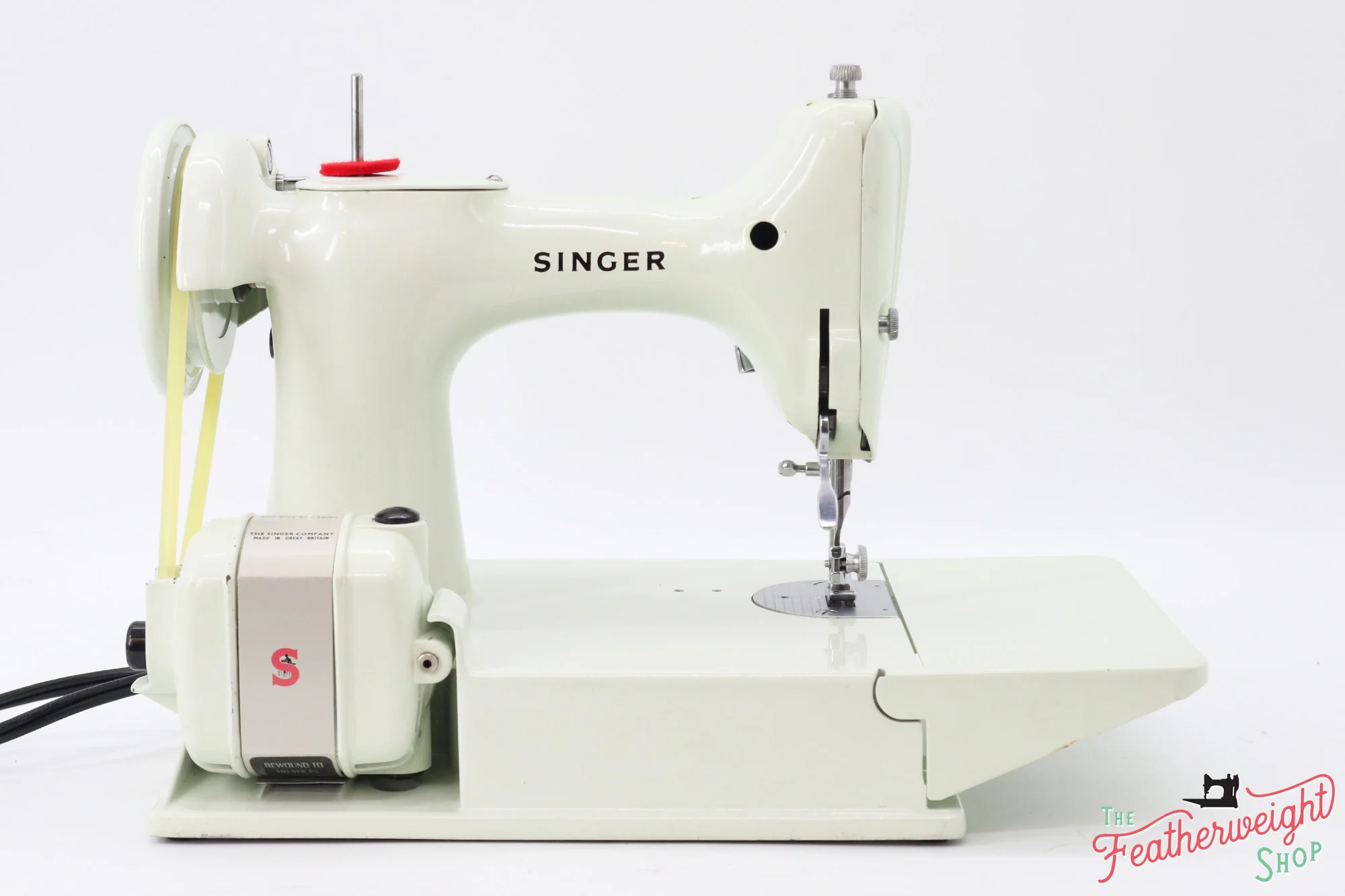 Singer Featherweight 221 Sewing Machine, WHITE - EV780*** - Image 6