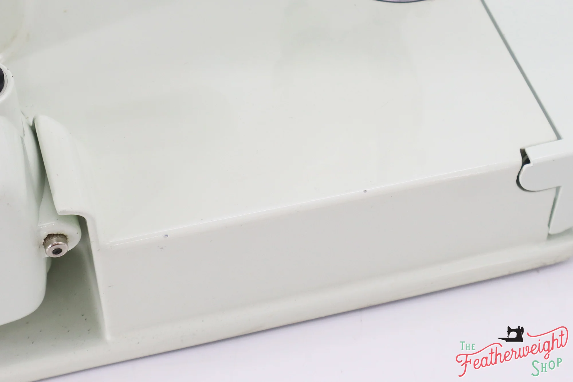 Singer Featherweight 221 Sewing Machine, WHITE EV781*** - Image 12