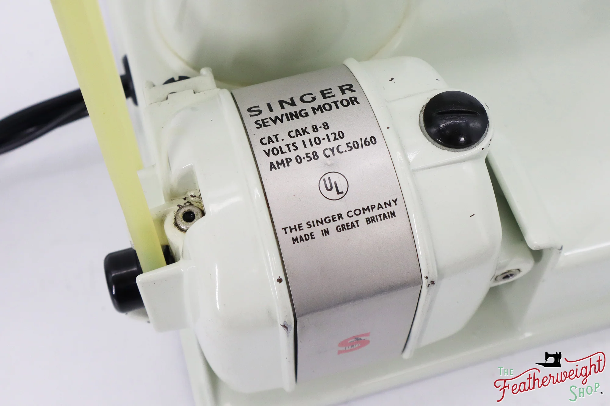 Singer Featherweight 221 Sewing Machine, WHITE - EV782*** - Image 17