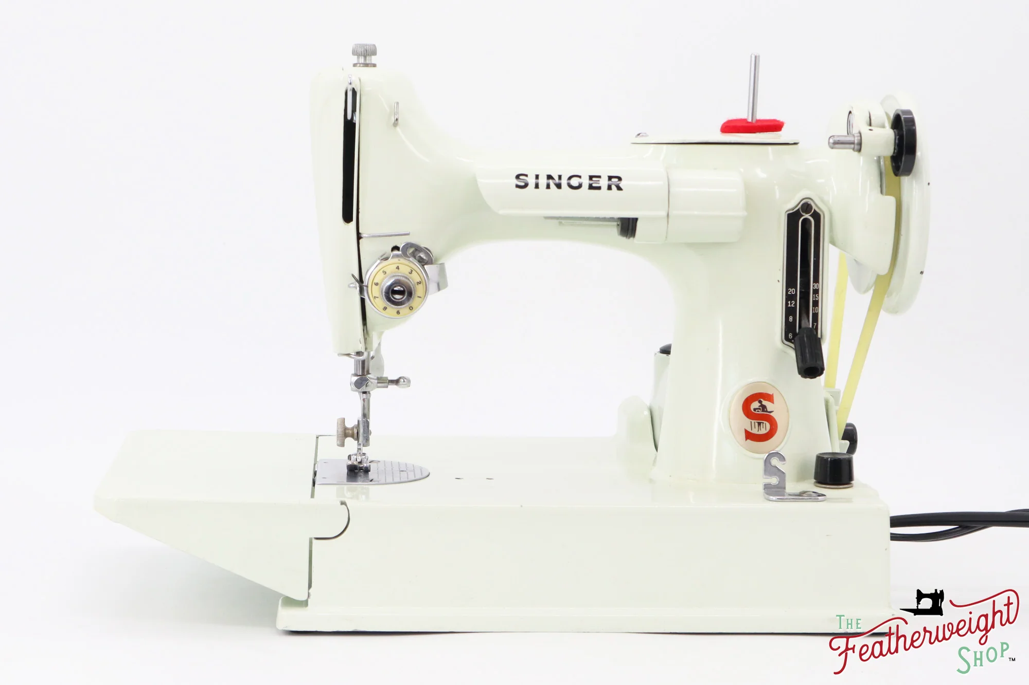 Singer Featherweight 221 Sewing Machine, WHITE - EV894*** - Image 2
