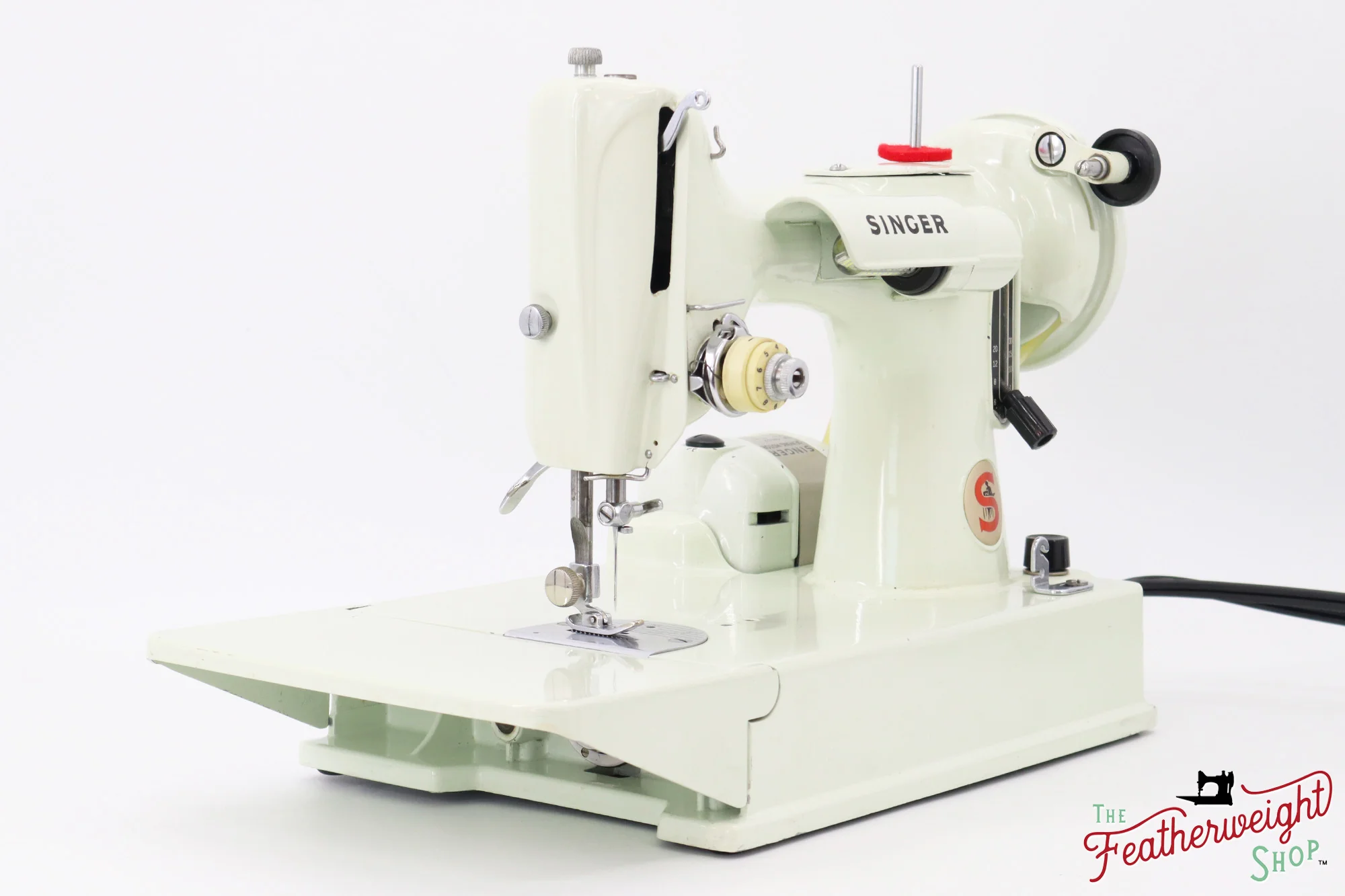 Singer Featherweight 221 Sewing Machine, WHITE - EV894*** - Image 3