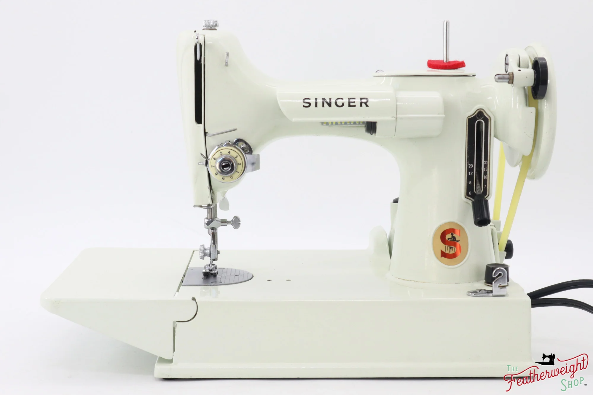 Singer Featherweight 221 Sewing Machine, WHITE - EV941*** - Image 2