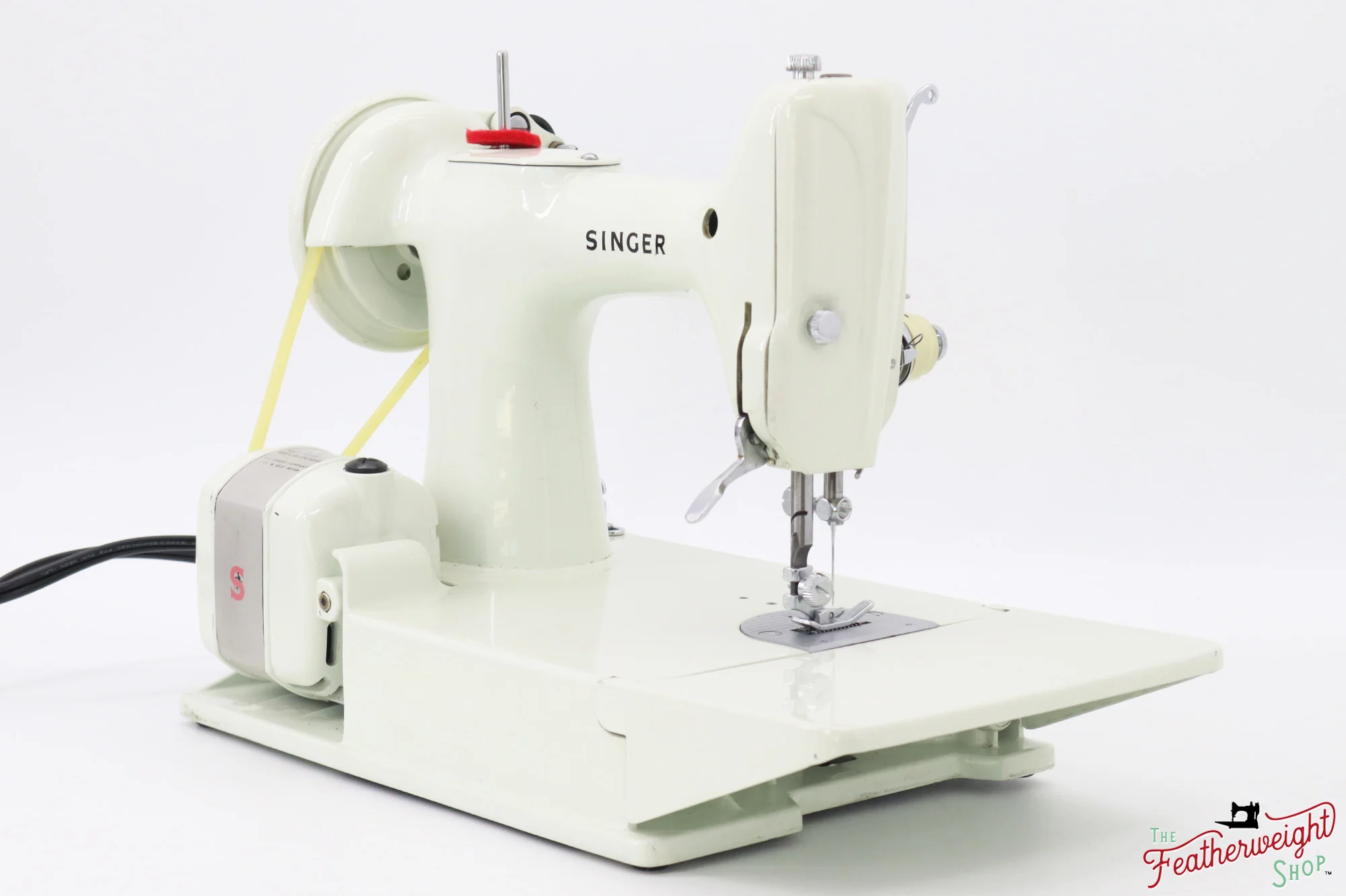 Singer Featherweight 221 Sewing Machine, WHITE - EV941*** - Image 7