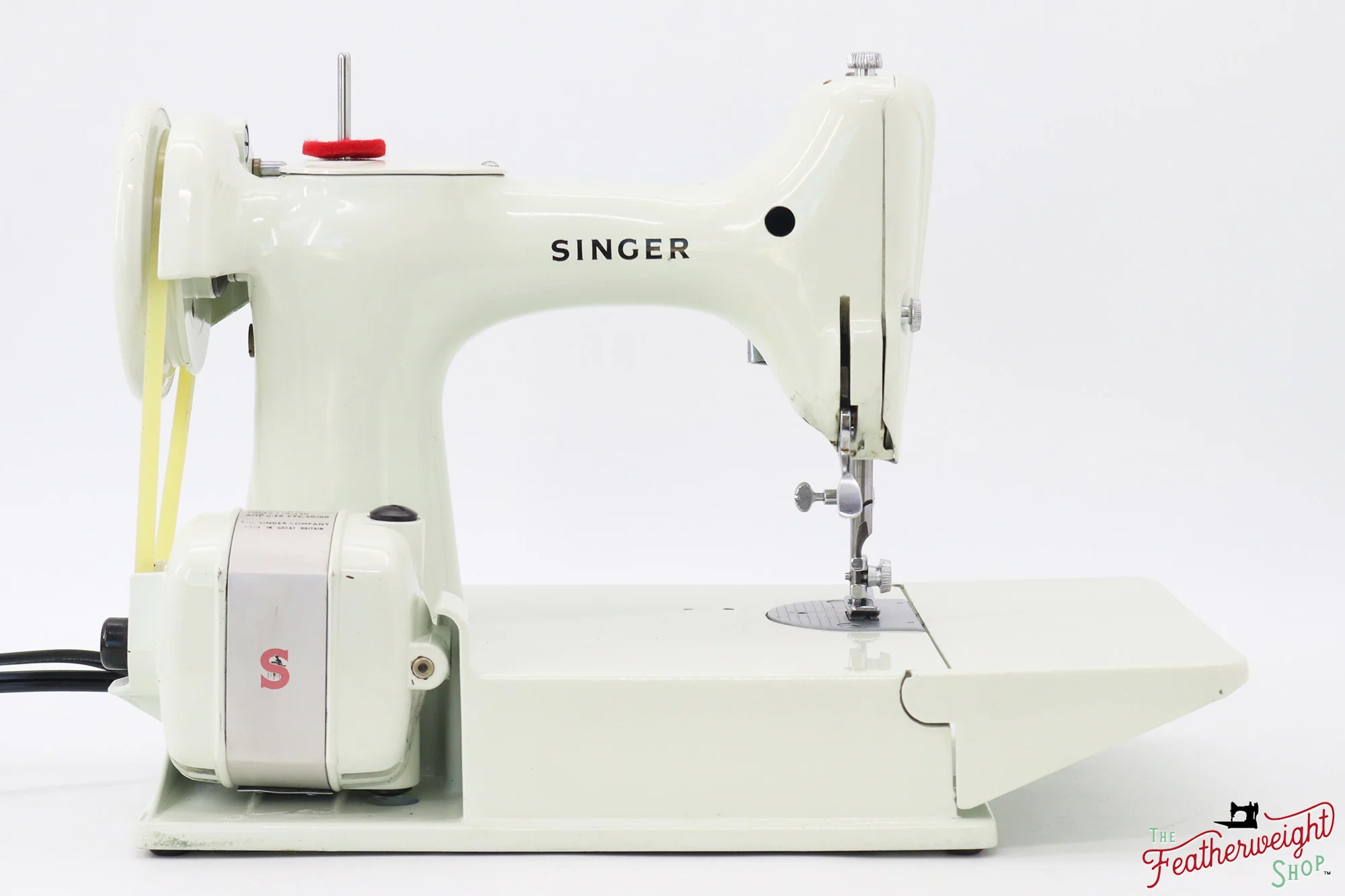 Singer Featherweight 221 Sewing Machine, WHITE - EV941*** - Image 8