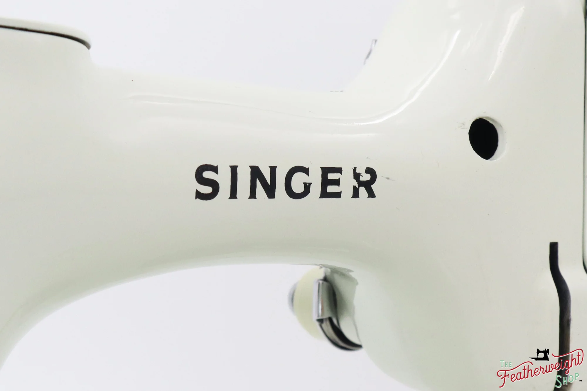 Singer Featherweight 221 Sewing Machine, WHITE - EV9575** - Image 11