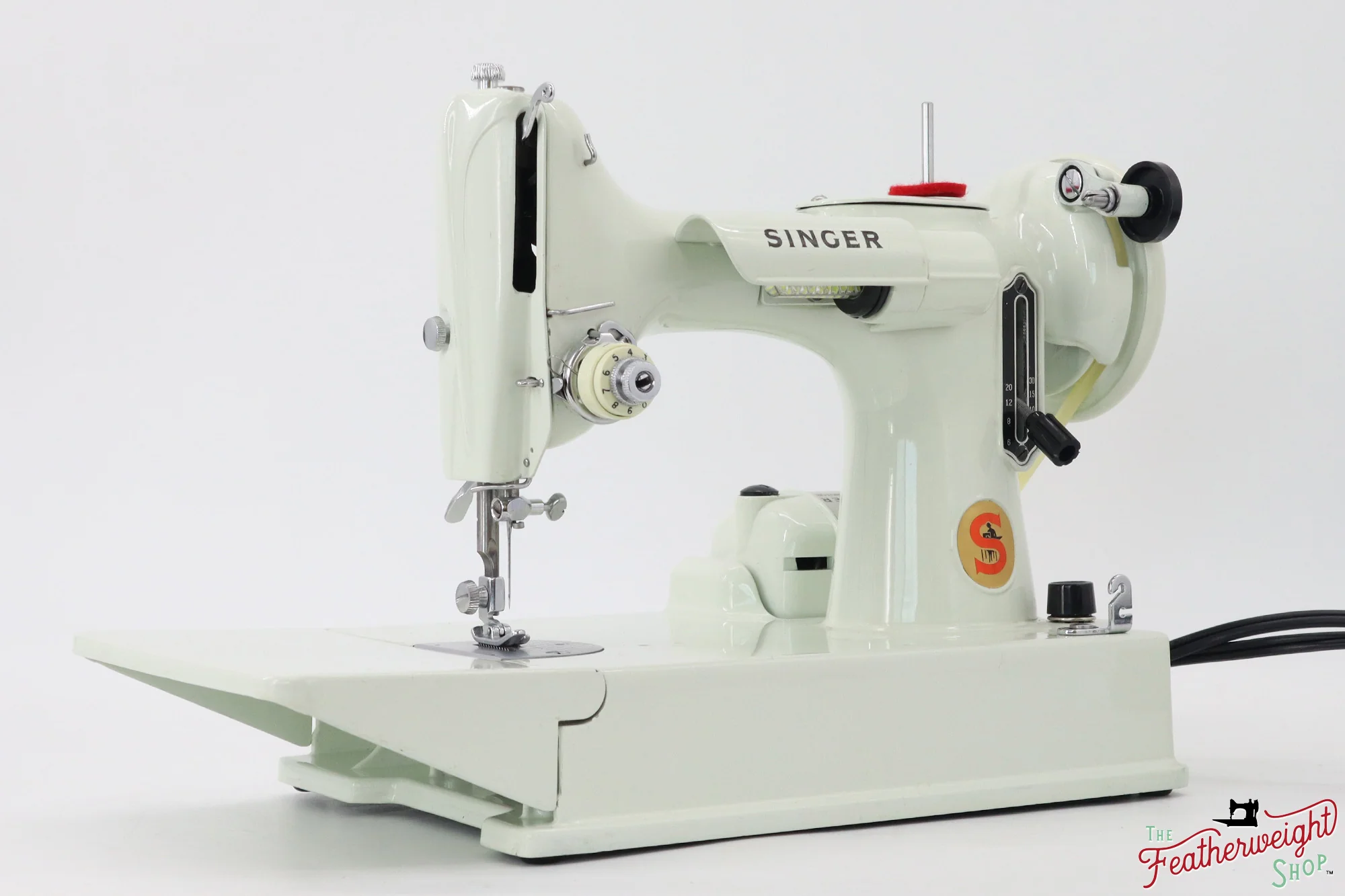Singer Featherweight 221 Sewing Machine, WHITE - EV9575** - Image 3