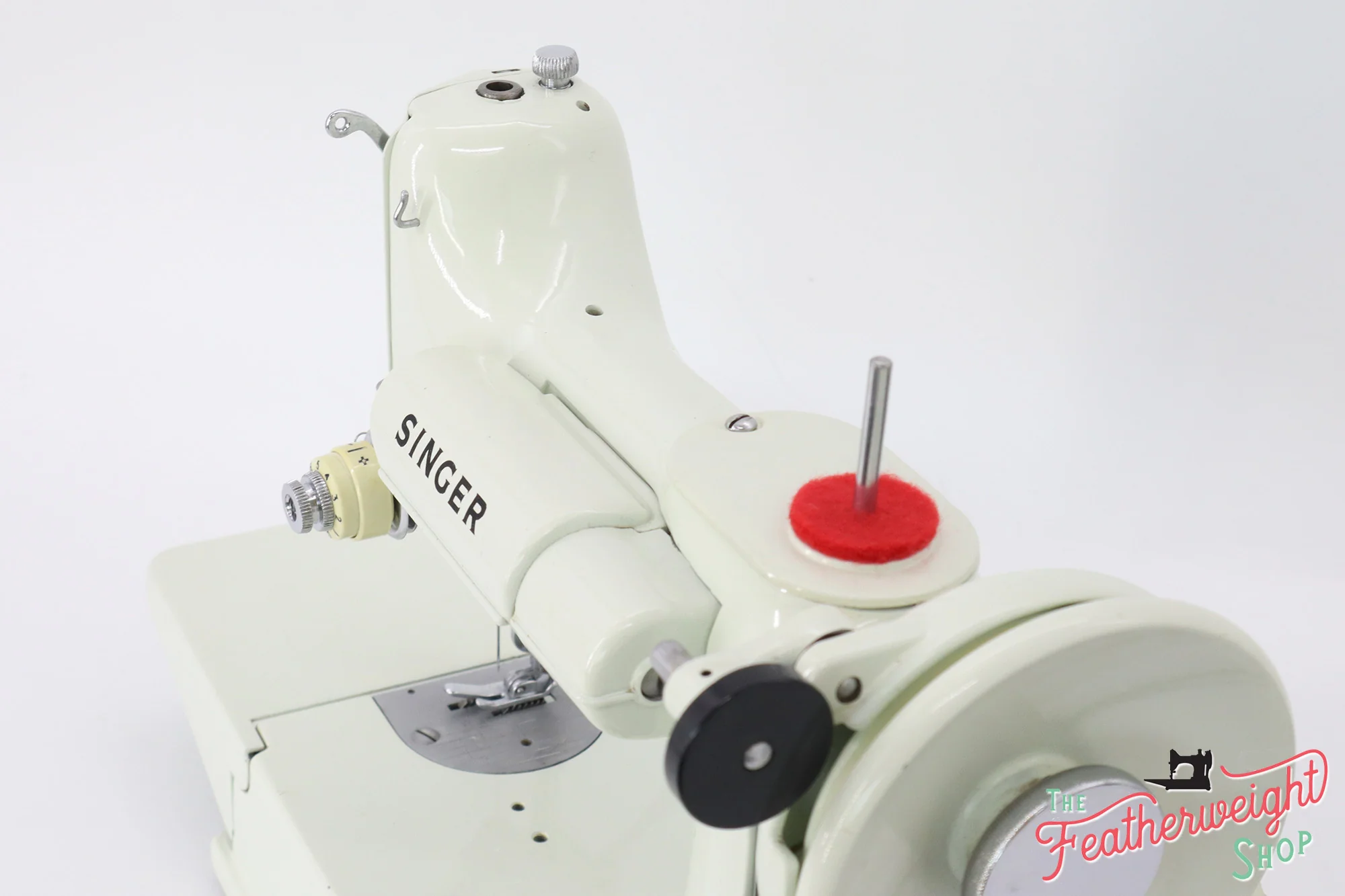 Singer Featherweight 221 Sewing Machine, WHITE EV974*** - Image 11