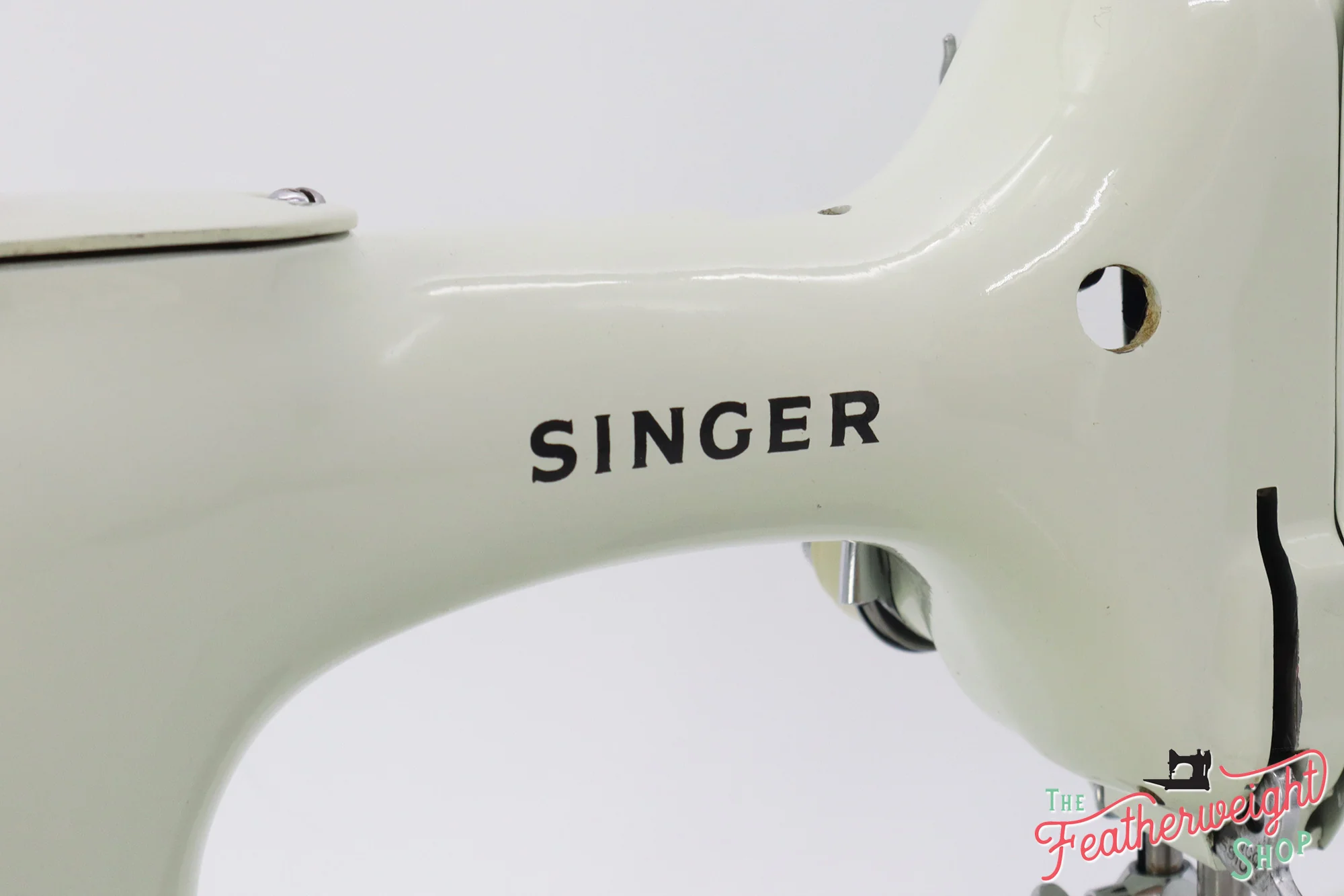 Singer Featherweight 221 Sewing Machine, WHITE EV974*** - Image 12