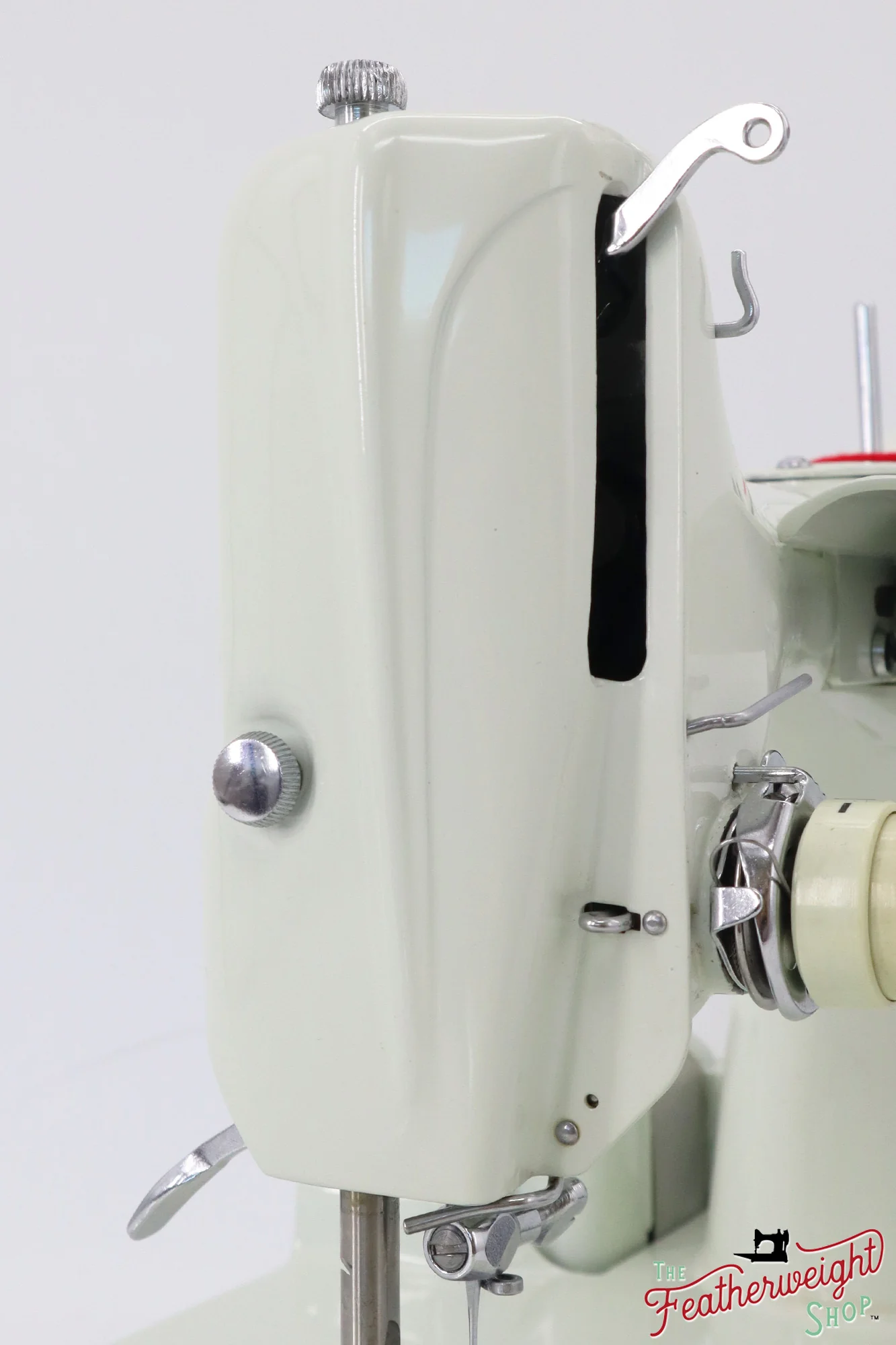 Singer Featherweight 221 Sewing Machine, WHITE - EV978*** - Image 17