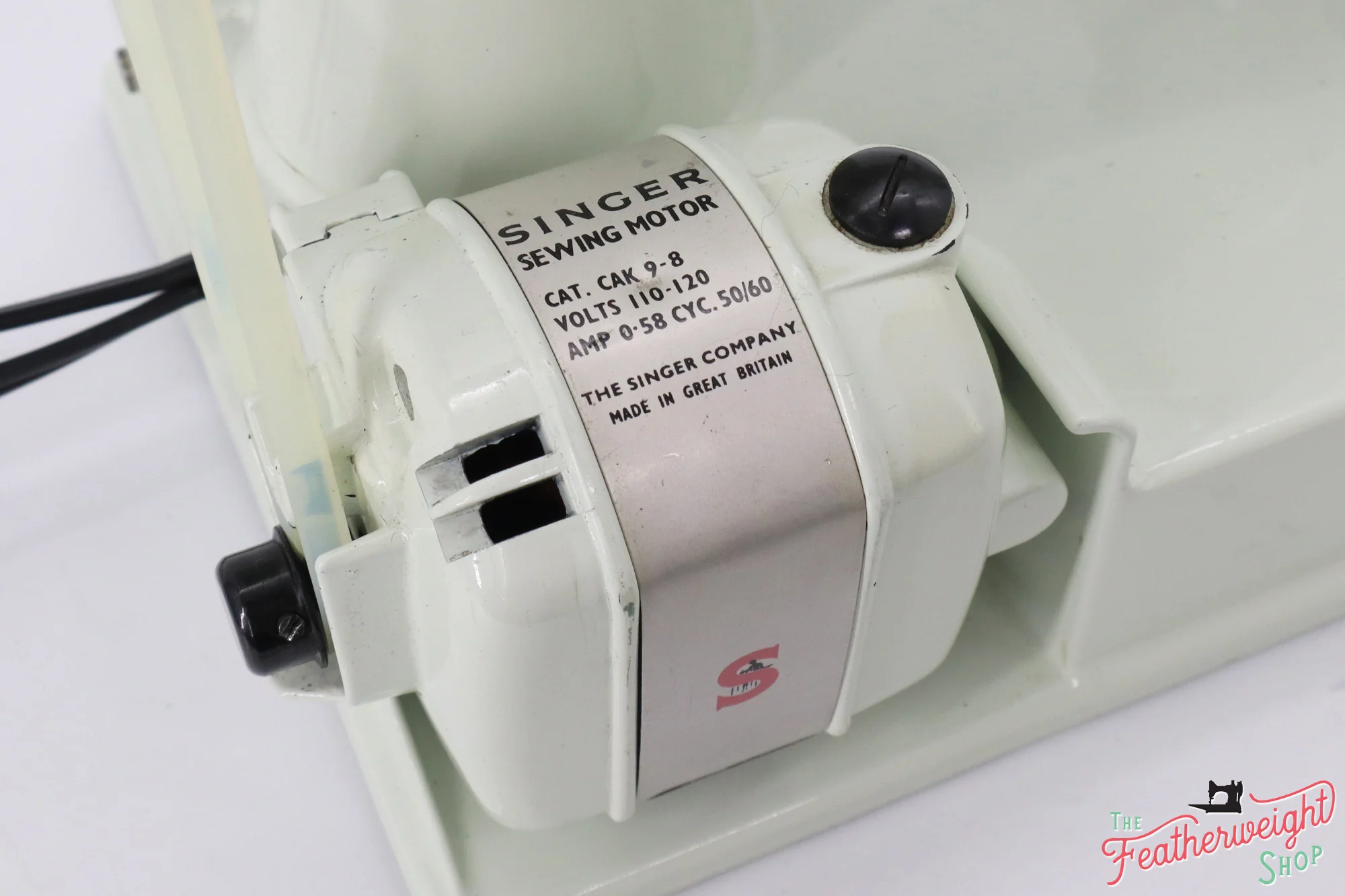 Singer Featherweight 221 Sewing Machine, WHITE EV9828** - Image 13