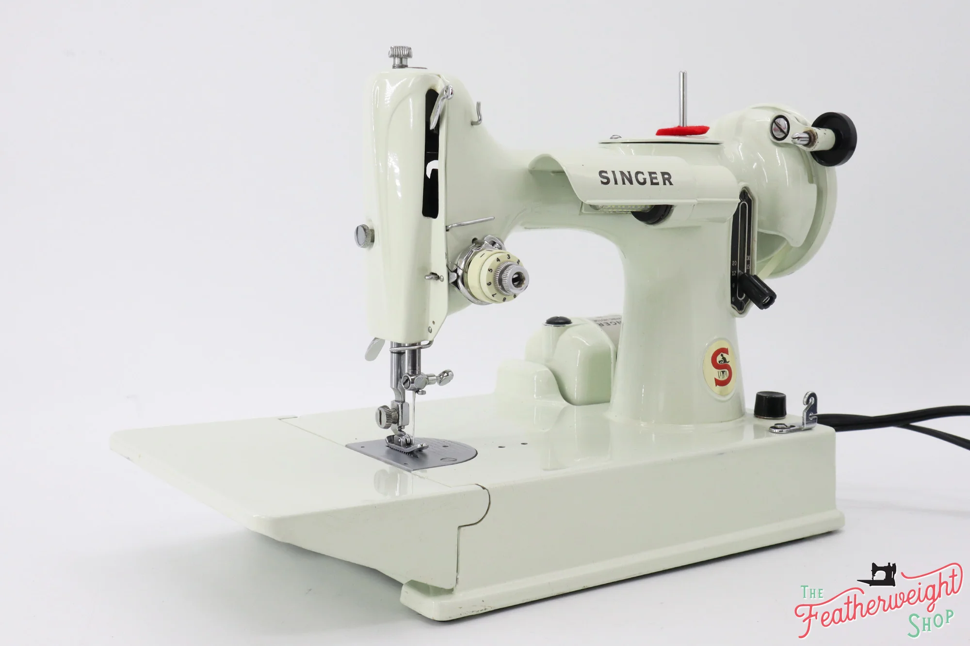 Singer Featherweight 221 Sewing Machine, WHITE EV9828** - Image 2