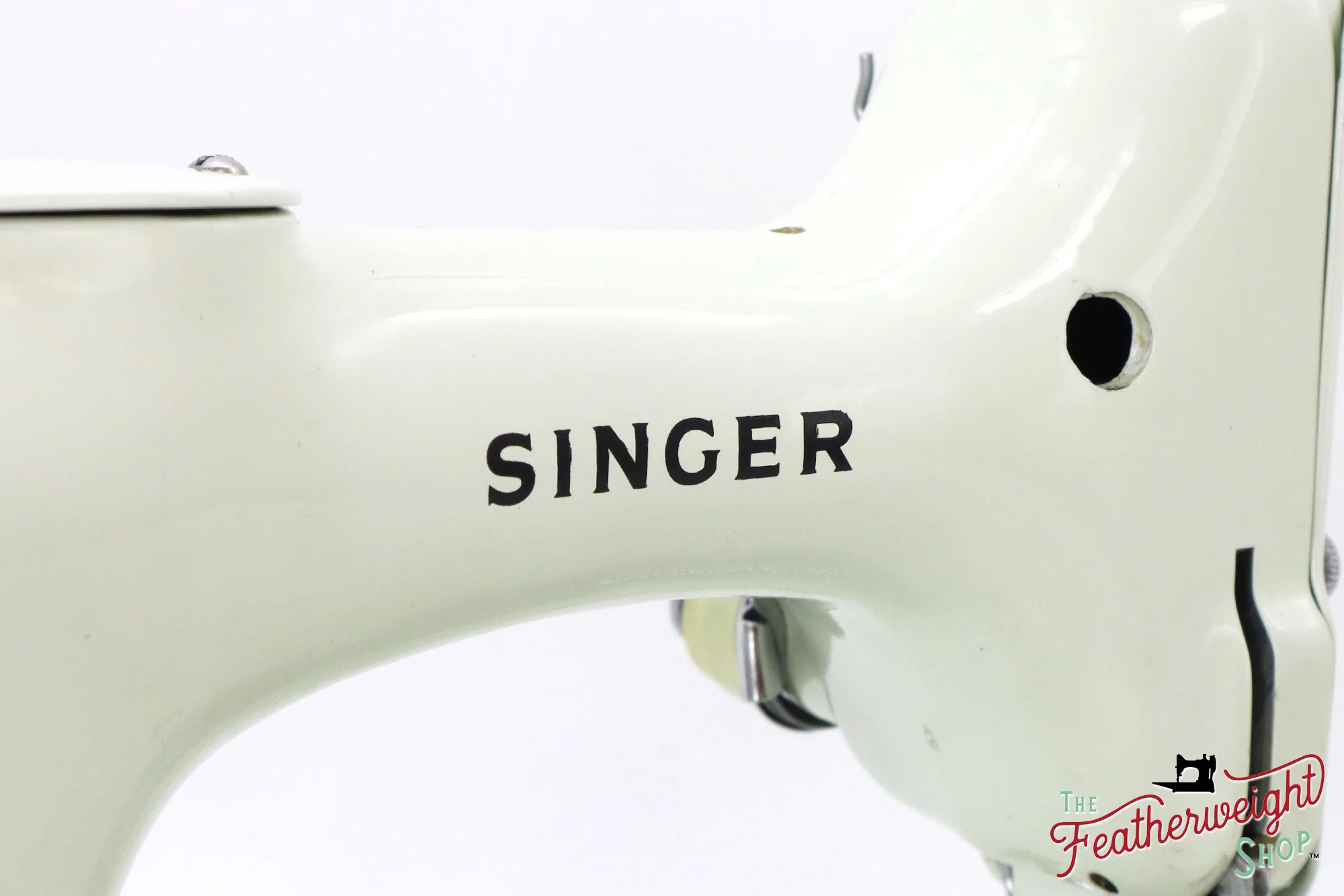 Singer Featherweight 221 Sewing Machine, WHITE - EV987*** - Image 10