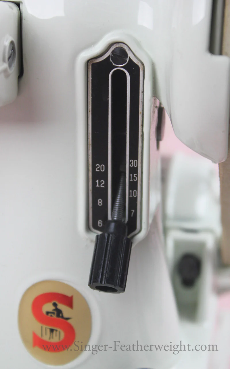 Singer Featherweight 221 Sewing Machine, WHITE EV989*** - Image 13