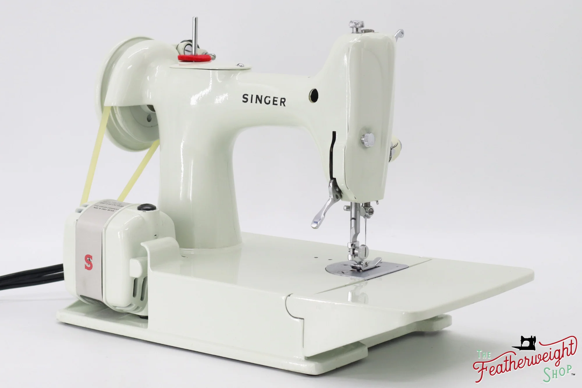Singer Featherweight 221 Sewing Machine, WHITE - EY995*** - Image 5