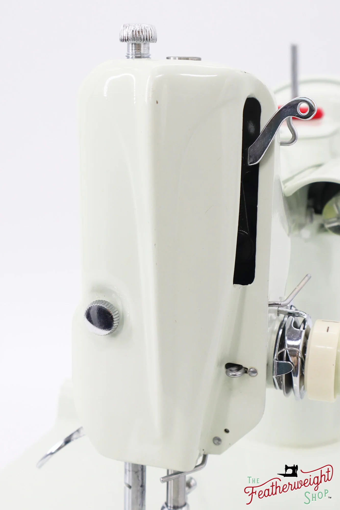 Singer Featherweight 221 Sewing Machine, WHITE - FA124*** - Image 16