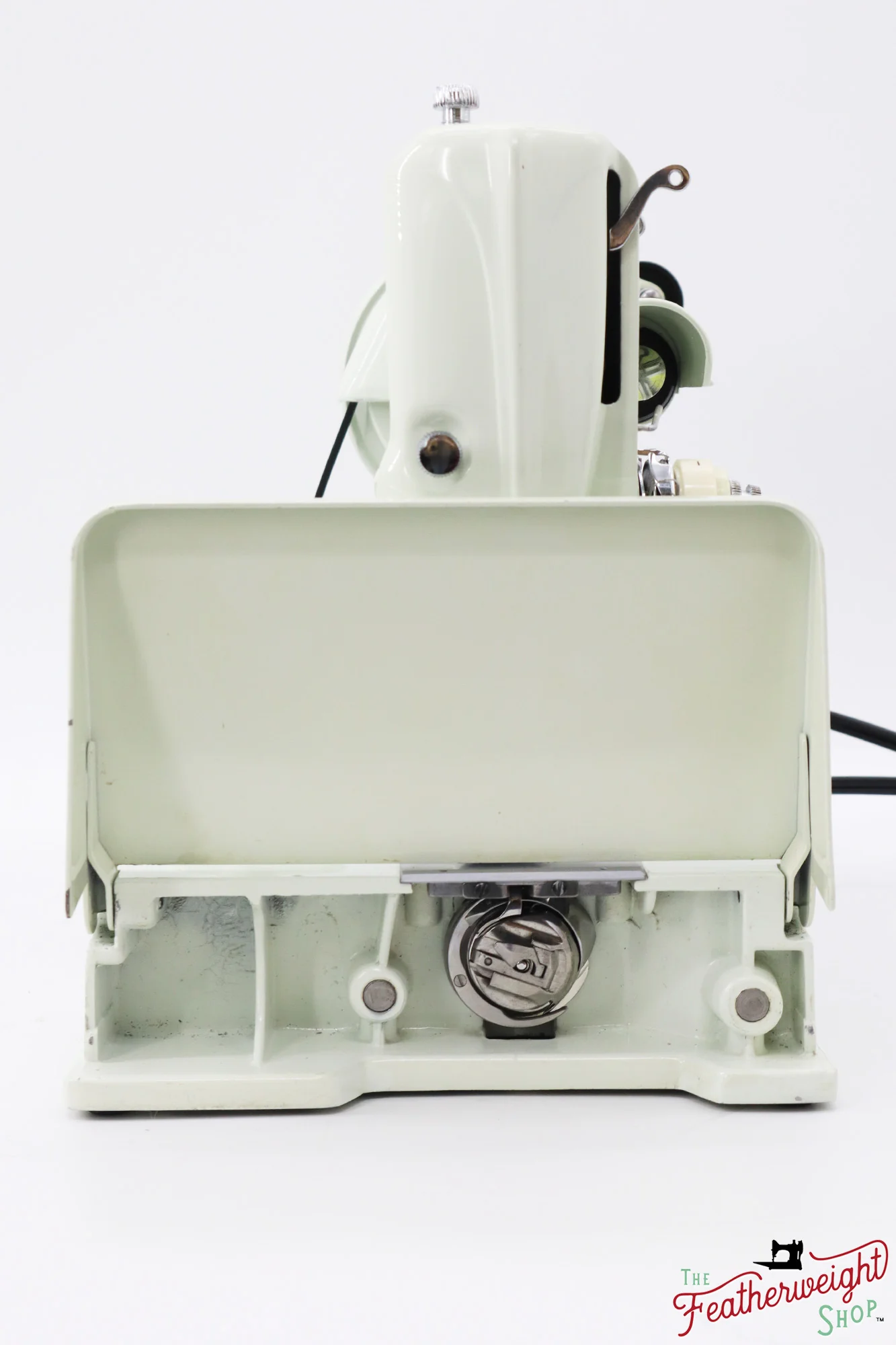 Singer Featherweight 221 Sewing Machine, WHITE - FA124*** - Image 4