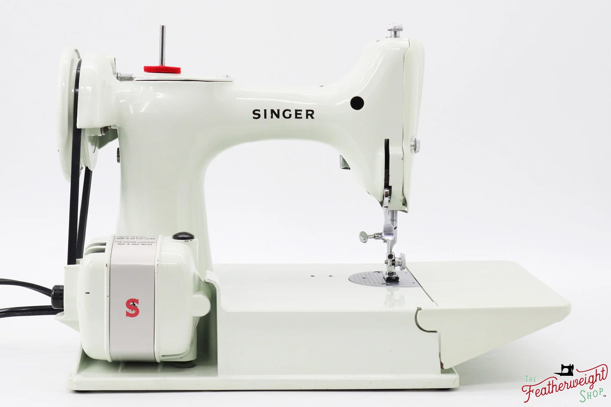 Singer Featherweight 221 Sewing Machine, WHITE - FA124*** - Image 6