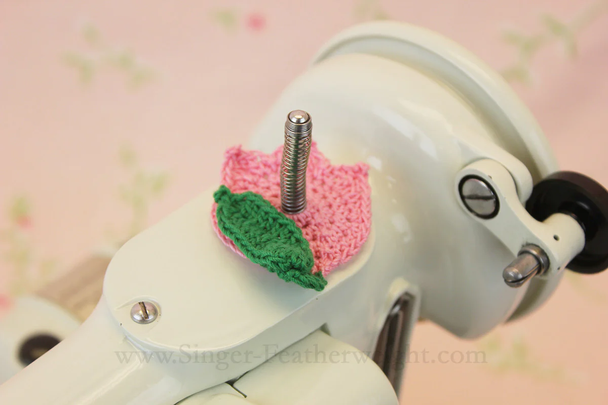 Singer Featherweight 221 Sewing Machine, WHITE FA128*** - Image 20