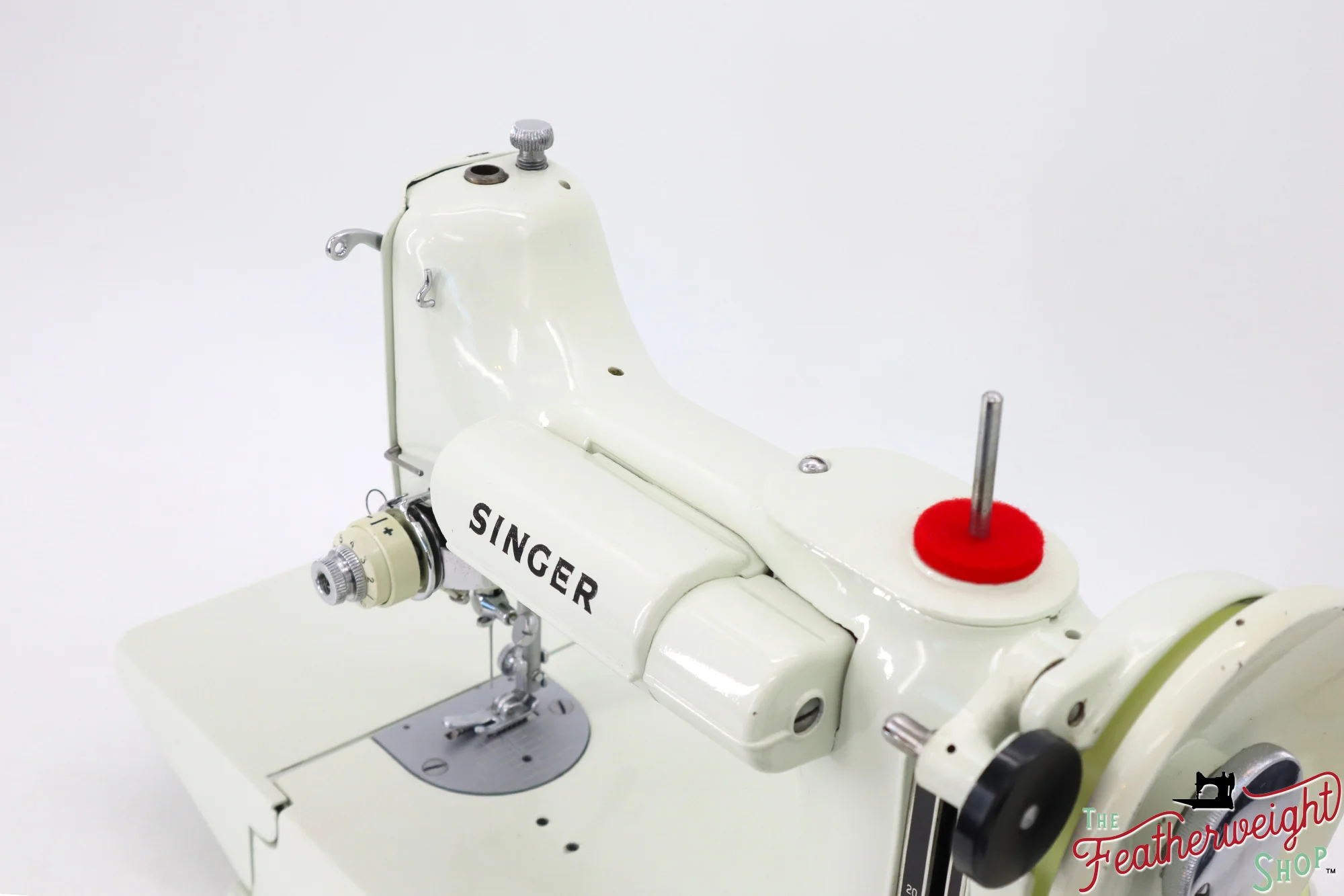 Singer Featherweight 221 Sewing Machine, WHITE - FA201*** - Image 12