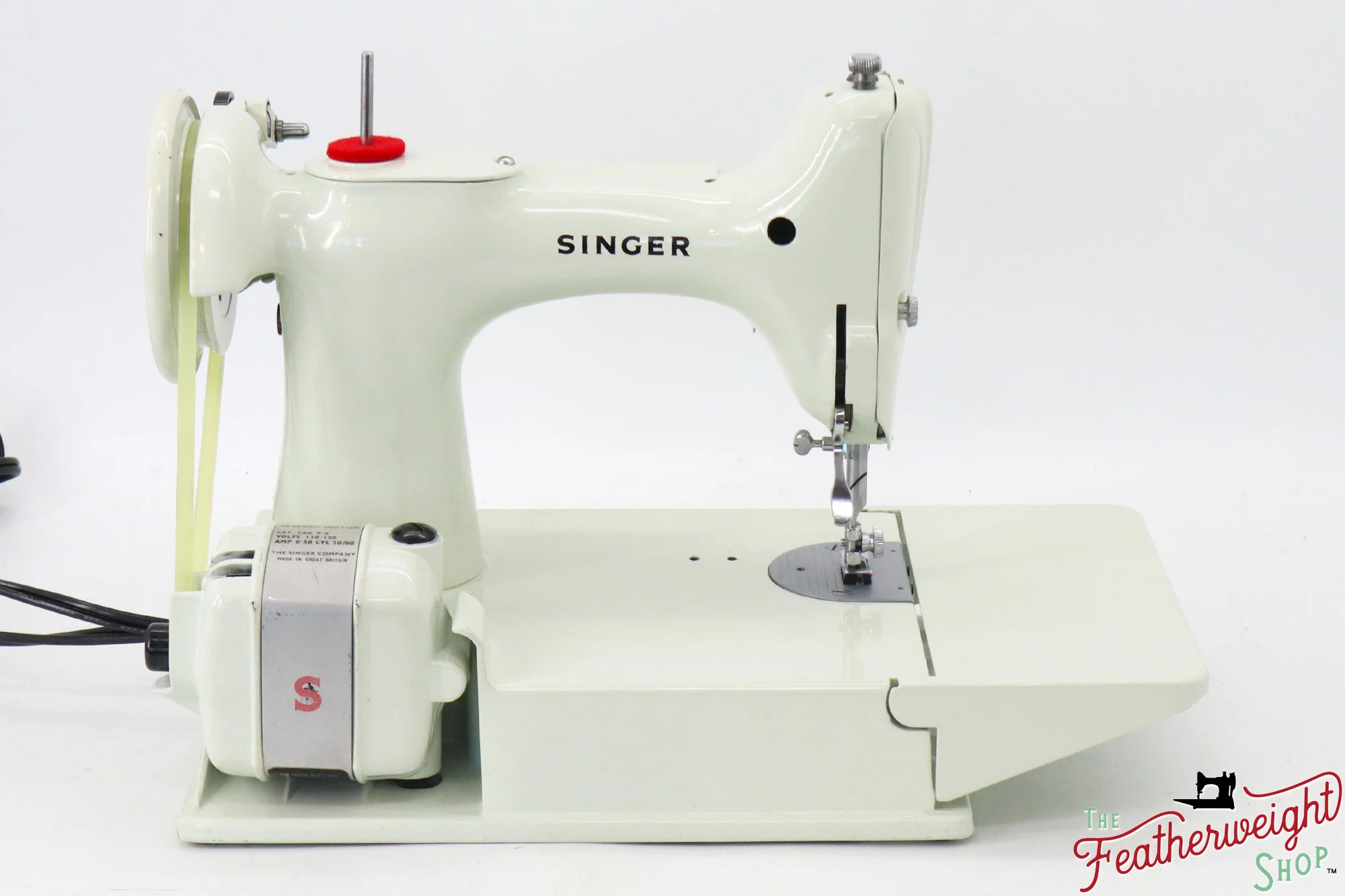 Singer Featherweight 221 Sewing Machine, WHITE - FA201*** - Image 7