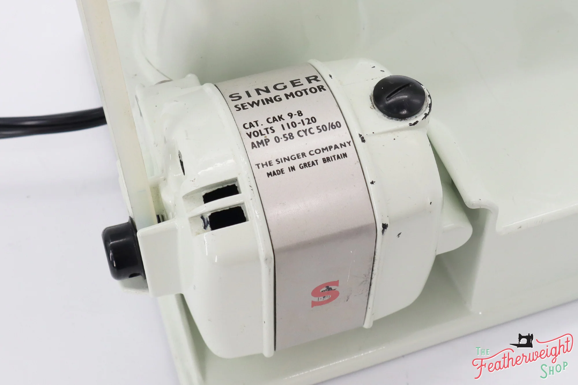 Singer Featherweight 221 Sewing Machine, WHITE FA227*** - Image 15