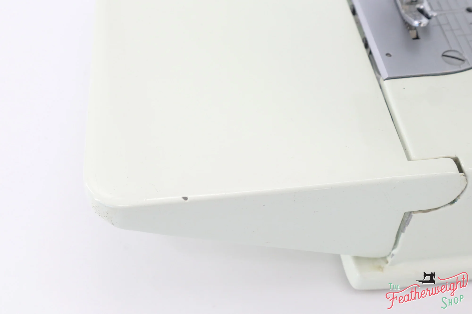 Singer Featherweight 221 Sewing Machine, WHITE FA227*** - Image 8