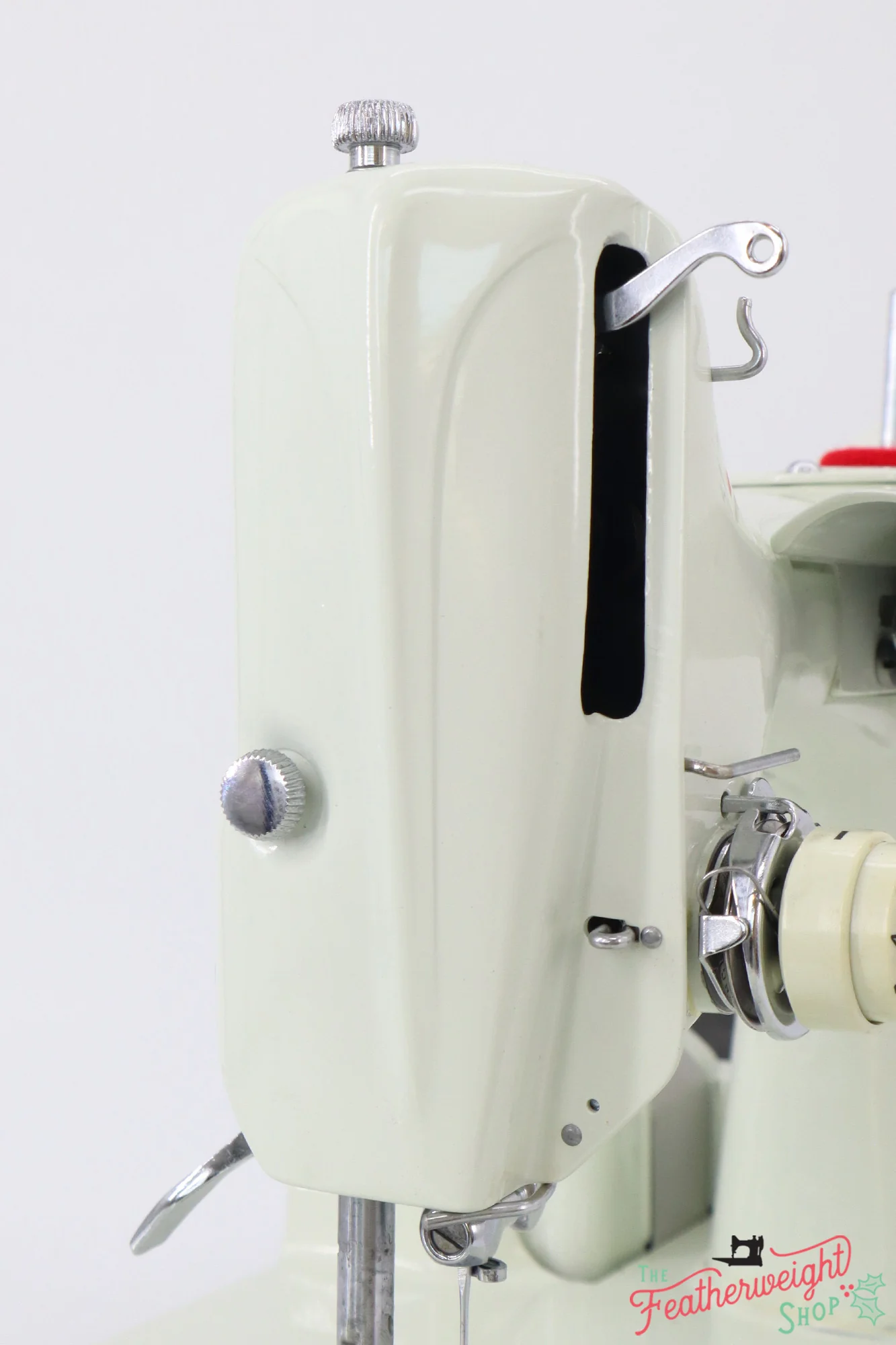 Singer Featherweight 221 Sewing Machine, WHITE - FA235*** - Image 5
