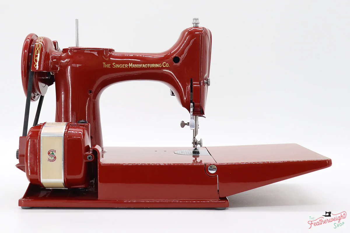 Singer Featherweight 221J Sewing Machine JE159*** - Fully Restored in 'Fire Brick Red' - Image 7