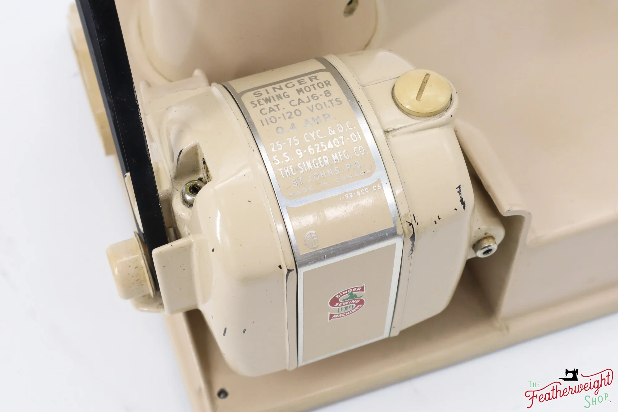 Singer Featherweight 221J Sewing Machine, Tan - JE152*** - Image 18