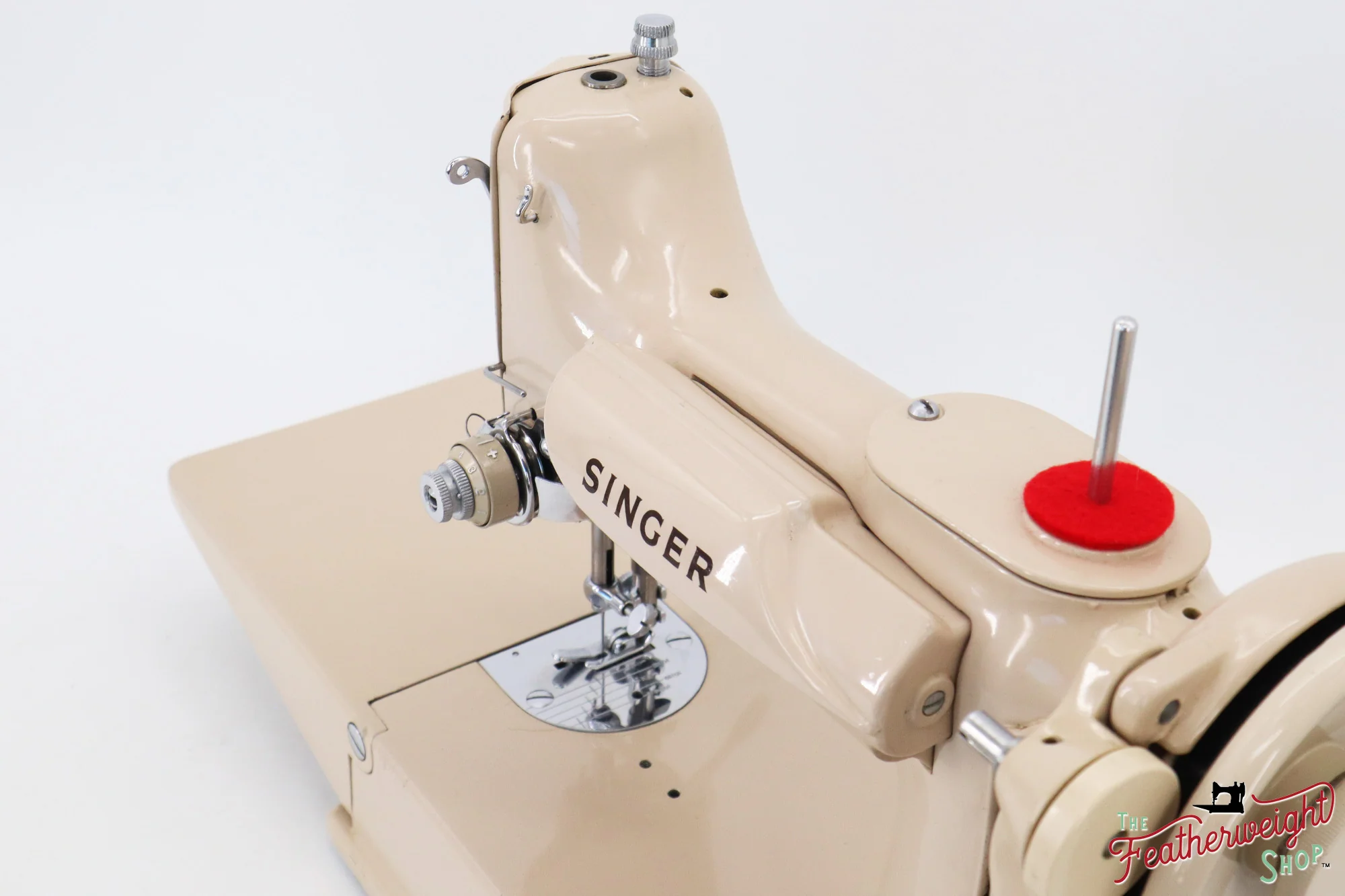 Singer Featherweight 221J Sewing Machine, Tan - JE1525** - Image 11
